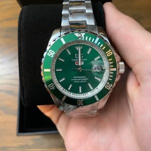 Ulysse Girard blue fin watch (green)